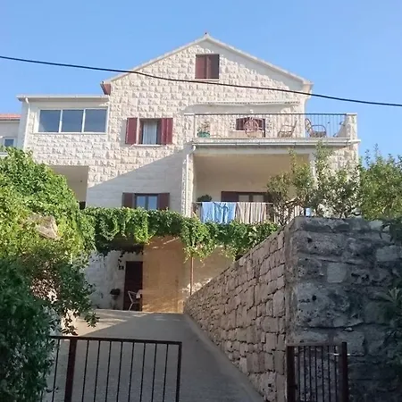 By The Sea Postira, Brac - 22200 ポスティレ