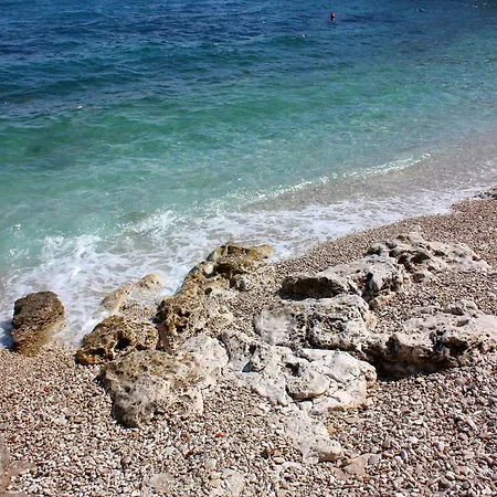 アパート By The Sea Postira, Brac - 22200