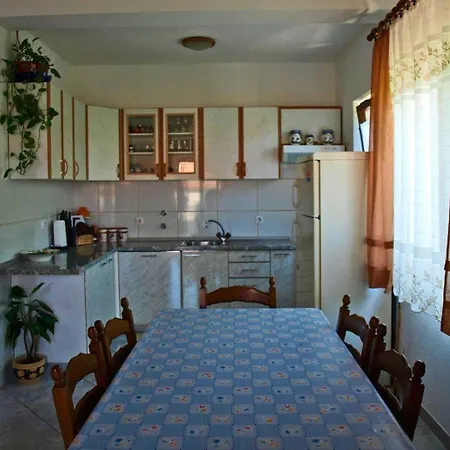 アパート By The Sea Postira, Brac - 22200 *